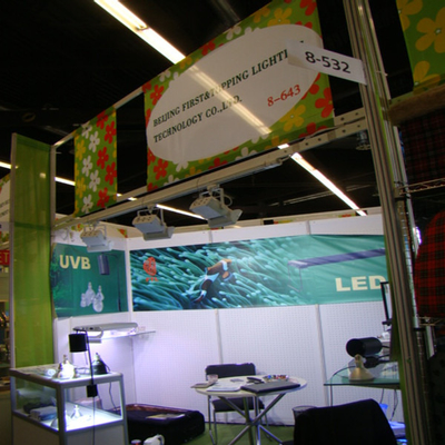 Lámparas HID para reptiles de espectro completo UVB sostenibles de grado A PAR30 para entornos de selva y desierto